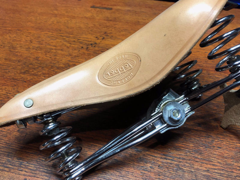 Zadel Lepper new old stock